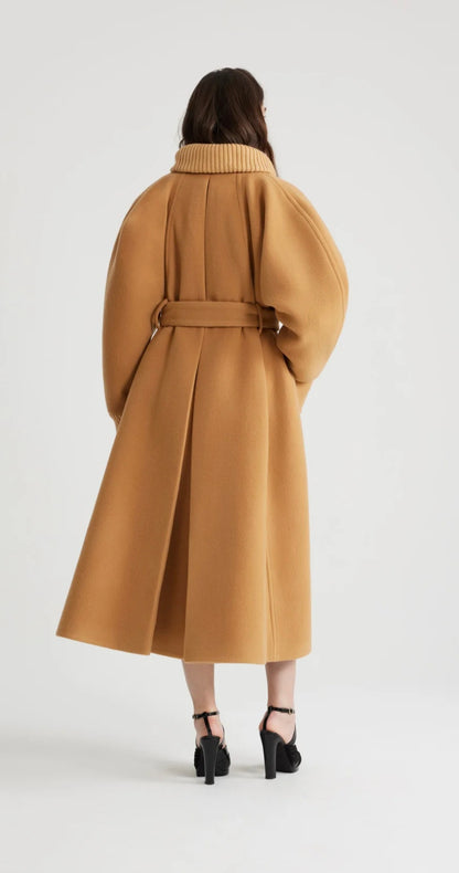 Oversized coat in wool and cashmere blend