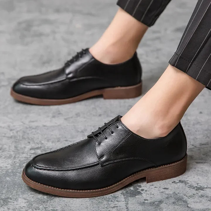 TANNER CASUAL LEATHER SHOE